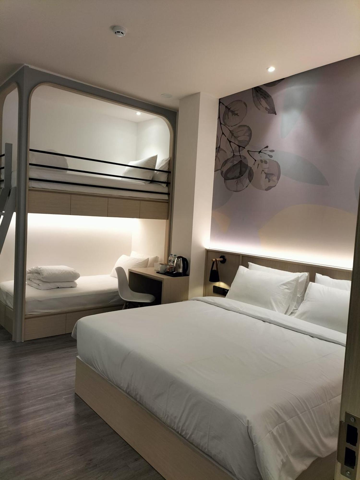 True Blue Hotel Menteng Jakarta Buitenkant foto