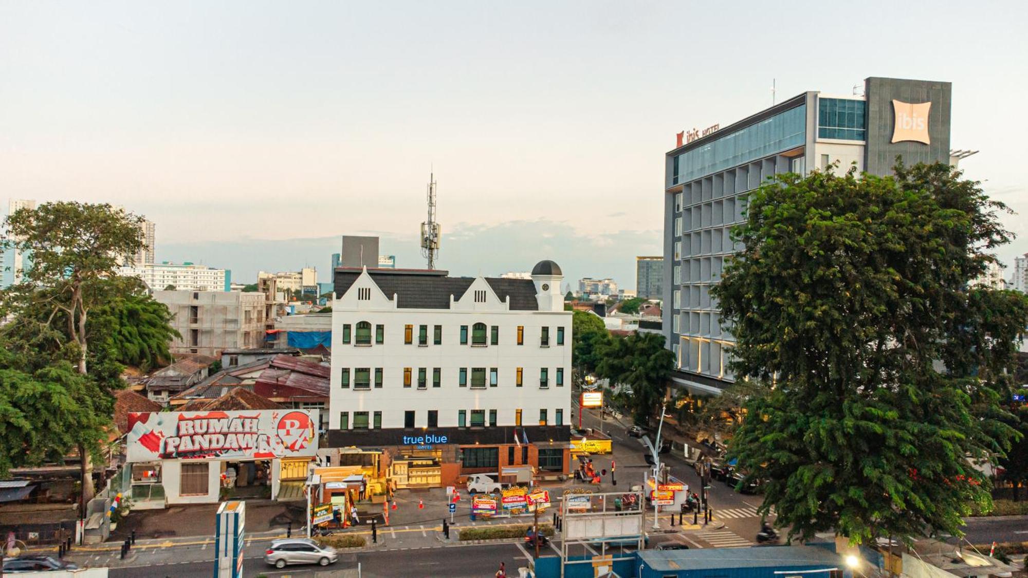 True Blue Hotel Menteng Jakarta Buitenkant foto